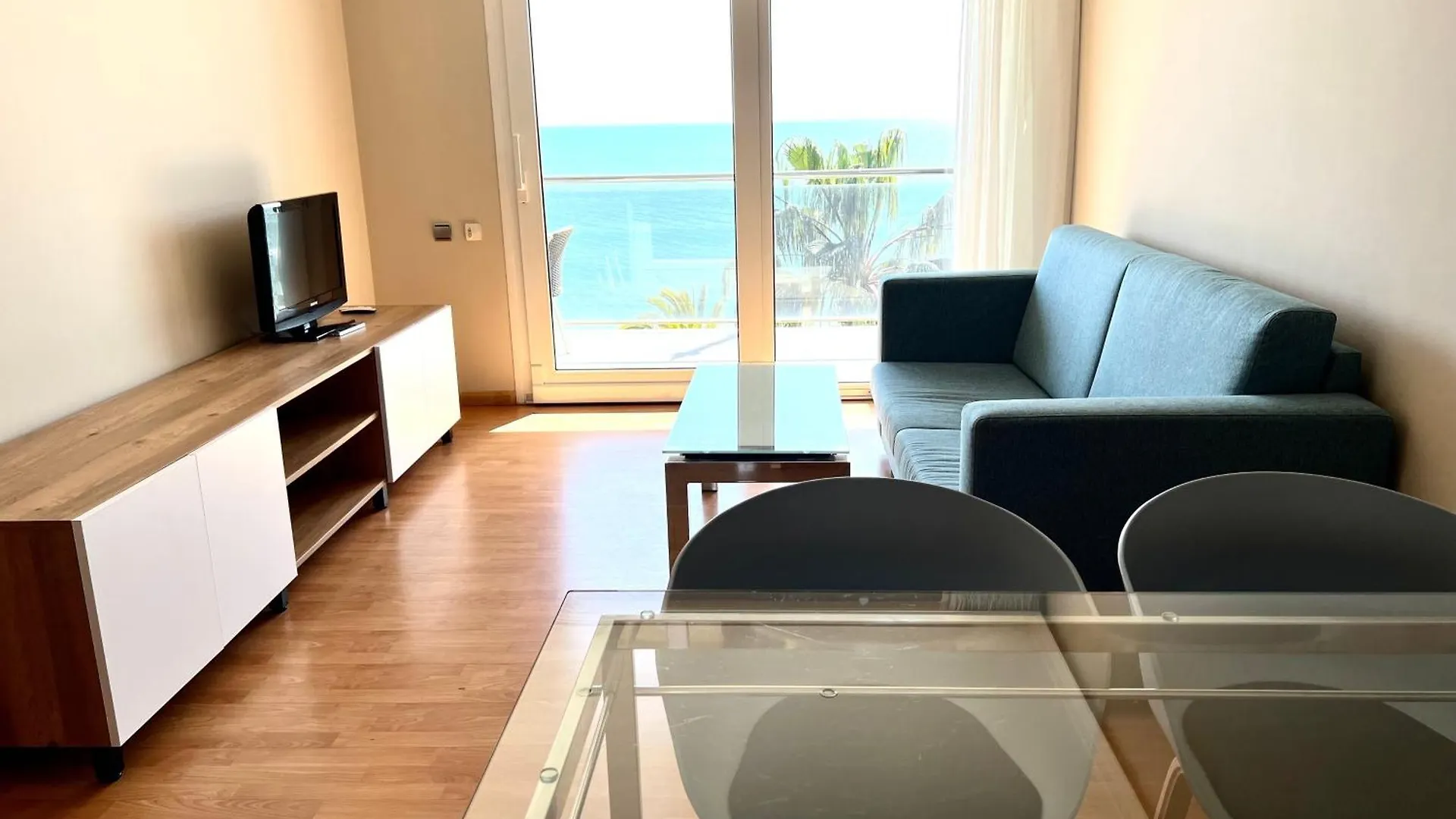 Apartamentos Las Palmas VII Family Only Salou Apartment