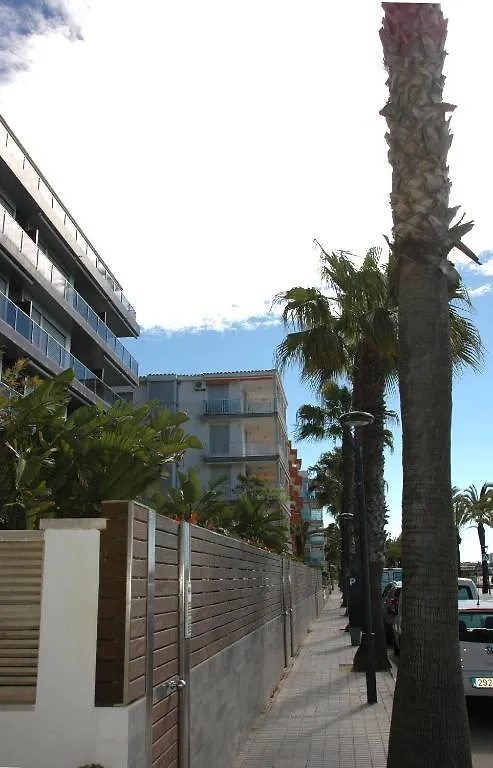 Apartment Apartamentos Las Palmas VII Family Only Salou