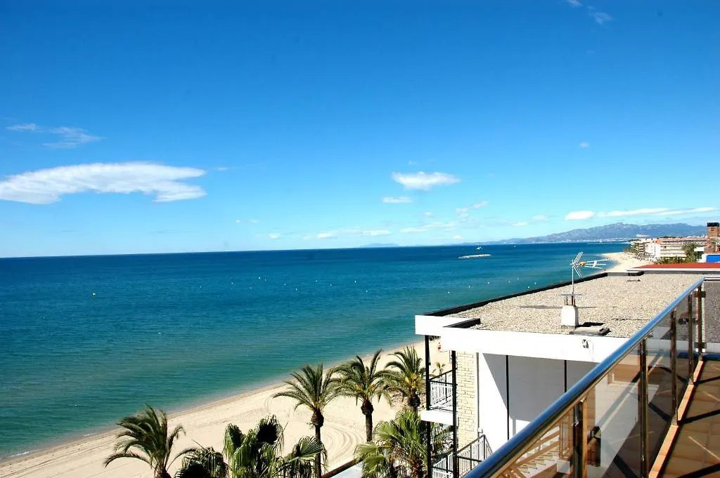 Apartamentos Las Palmas VII Family Only Salou